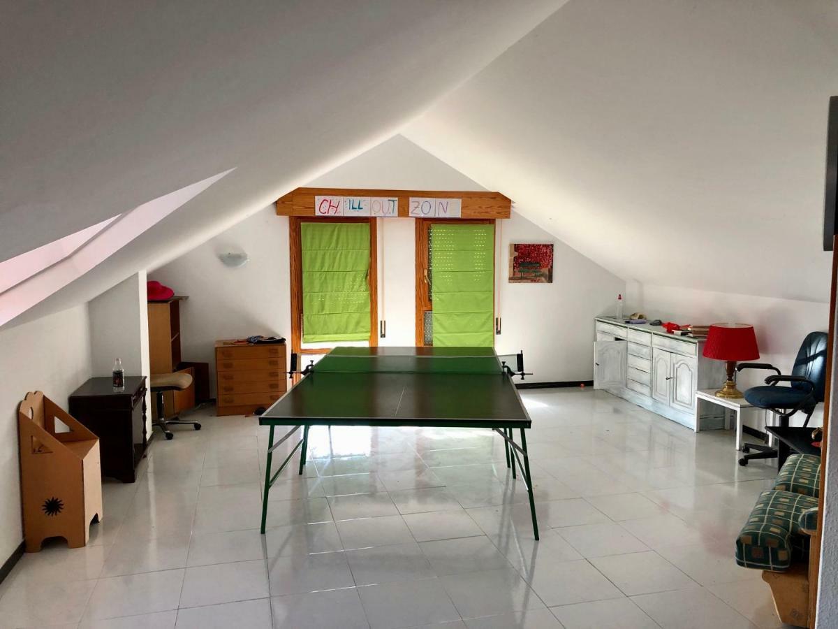 Preciosa Casa Independiente Con Piscina Cubierta Y Gran Jardin Privados Аро Екстер'єр фото
